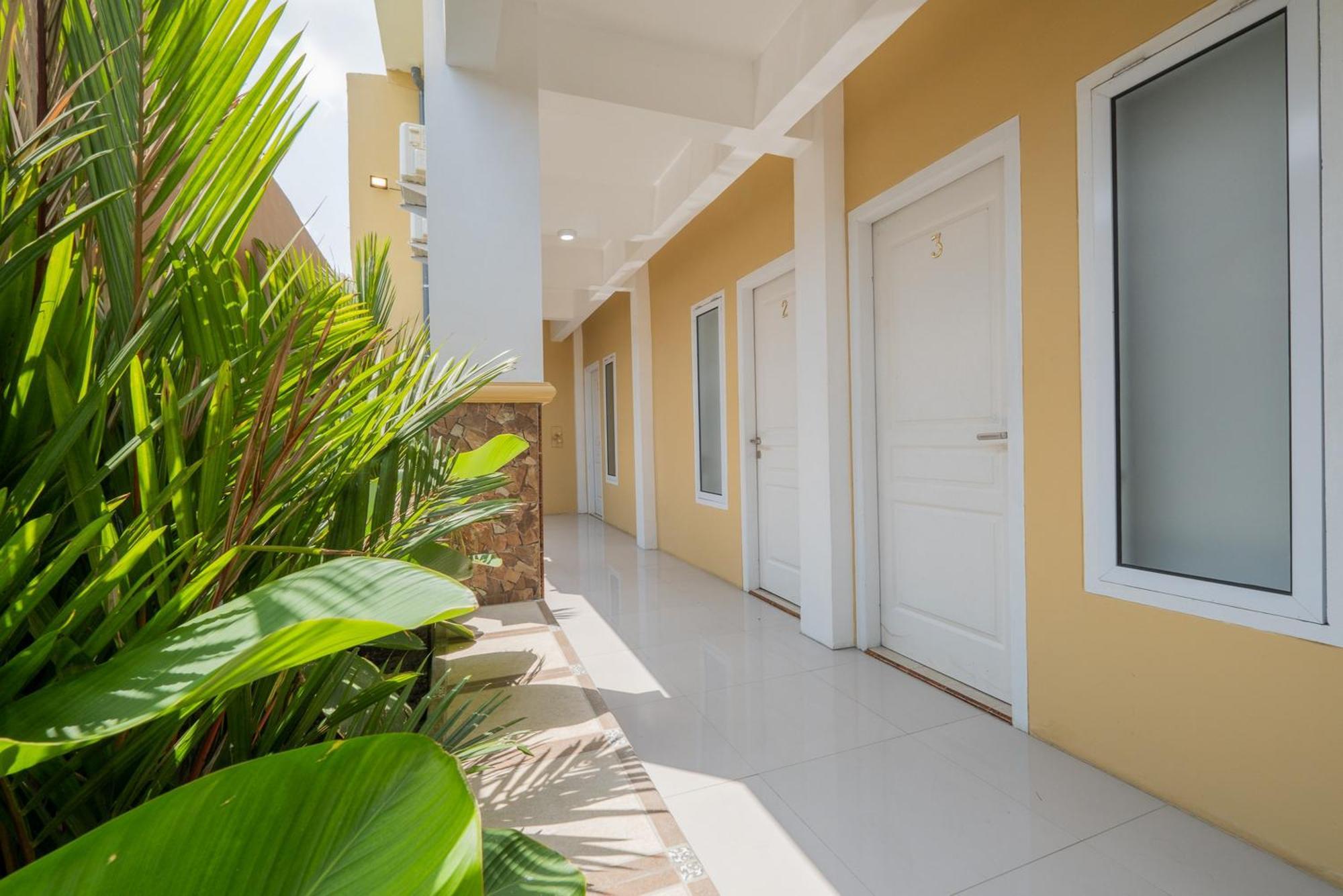 Reddoorz Syariah Near Rsud Dr Iskak Tulungagung Hotel Kedungwaru ภายนอก รูปภาพ